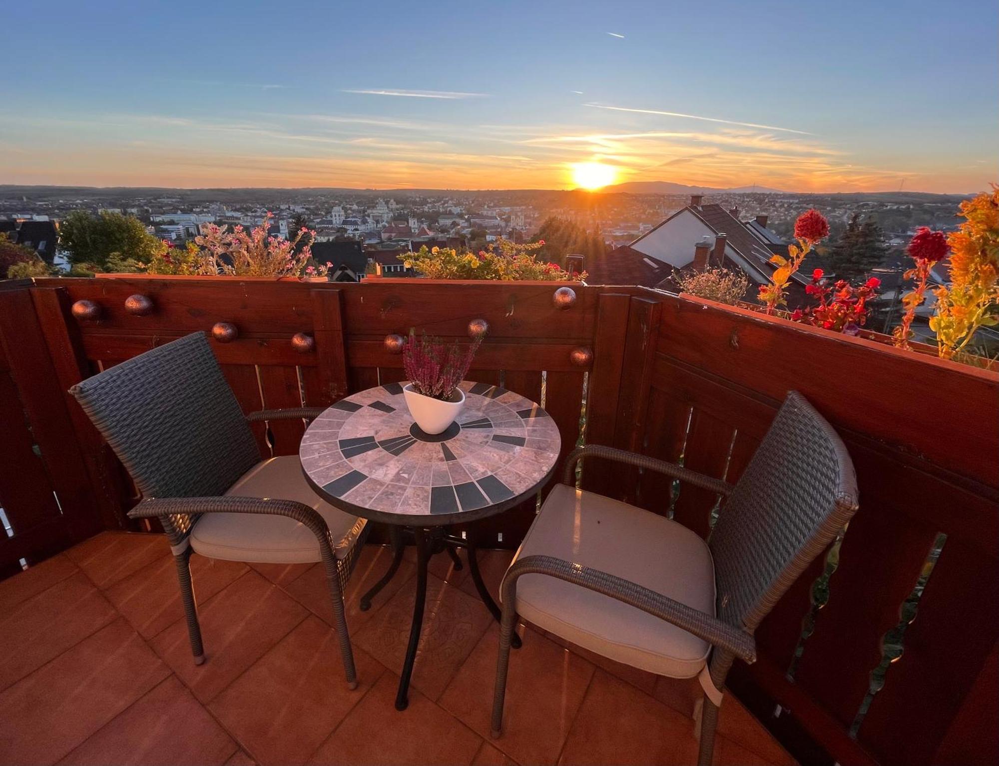 Bellavista 2 Apartman 埃格尔 外观 照片
