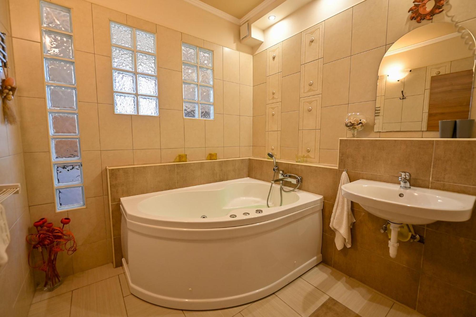 Bellavista 2 Apartman 埃格尔 外观 照片