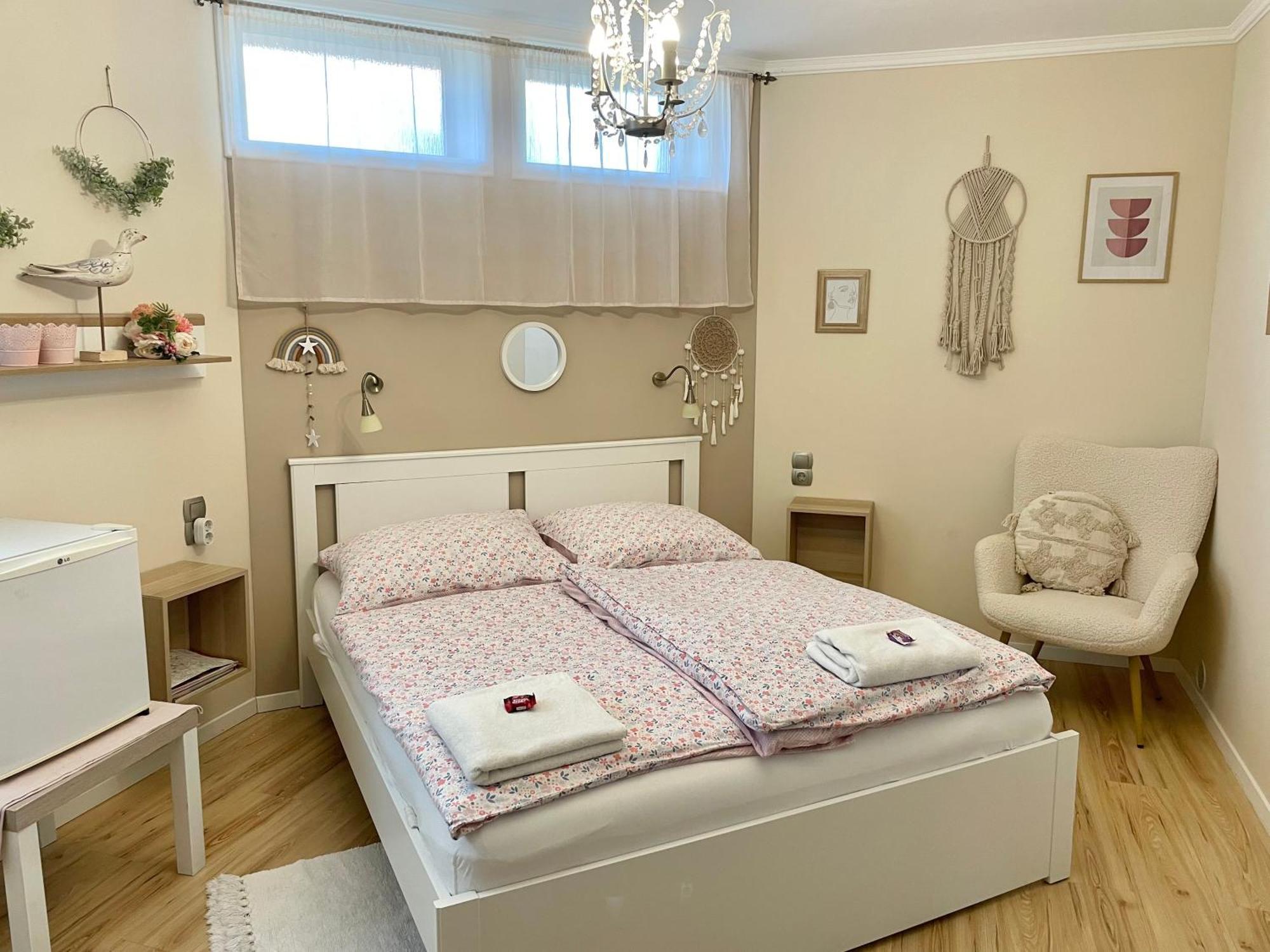 Bellavista 2 Apartman 埃格尔 外观 照片